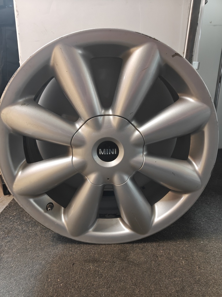 MINI VANNE ORGINAL 7,5X18  5X120  ET 52